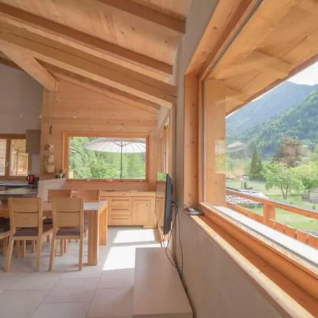 Le - Servoz - Paisible De 70m² *